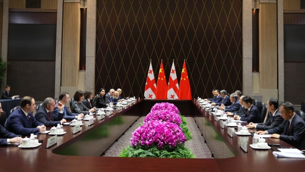 საქართველოს პრემიერ-მინისტრი ირაკლი კობახიძე ჩინეთის სახალხო რესპუბლიკის პრემიერს ლი ციანს შეხვდა