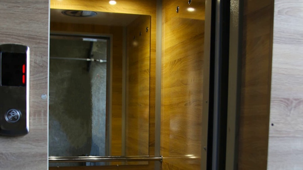 ₾31 მილიონია გათვალისწინებული. წლის ბოლომდე დამატებით 600-მდე ამორტიზებული ლიფტი შეკეთდება - კალაძე