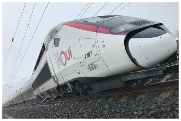 საფრანგეთში ჩქაროსნული მატარებელი რელსებიდან გადავიდა, დაშავდა 20 ადამიანი