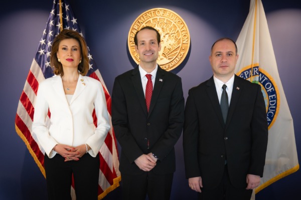 გივი მიქანაძემ აშშ-ის განათლების სახელმწიფო მდივნის მოადგილესთან თანამშრომლობის გაფართოების შესაძლებლობები განიხილა