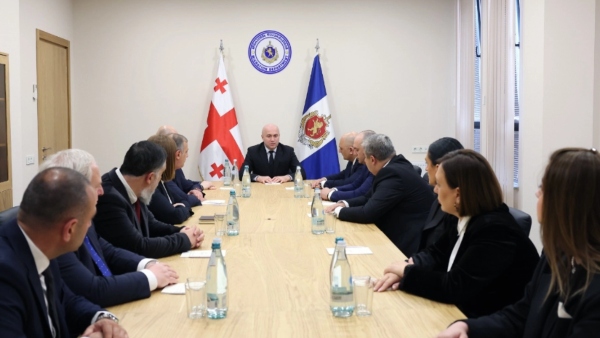 შინაგან საქმეთა მინისტრი მიგრაციის დეპარტამენტს ესტუმრა