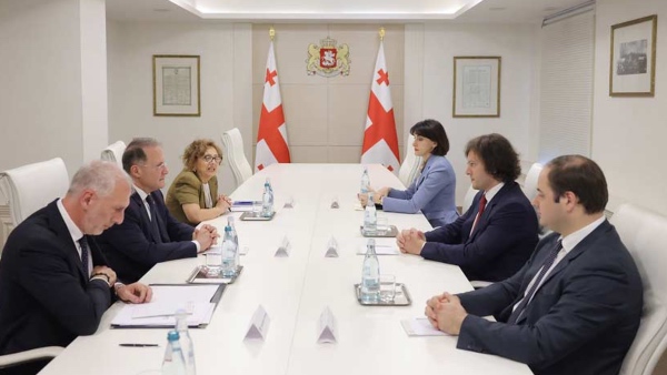 ირაკლი კობახიძე იტალიის საგარეო საქმეთა მინისტრის მოადგილეს, ედმონდო ჩირიელის შეხვდა