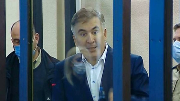 ივანიშვილმა პუტინი გადააგდო - რას წერს სააკაშვილი